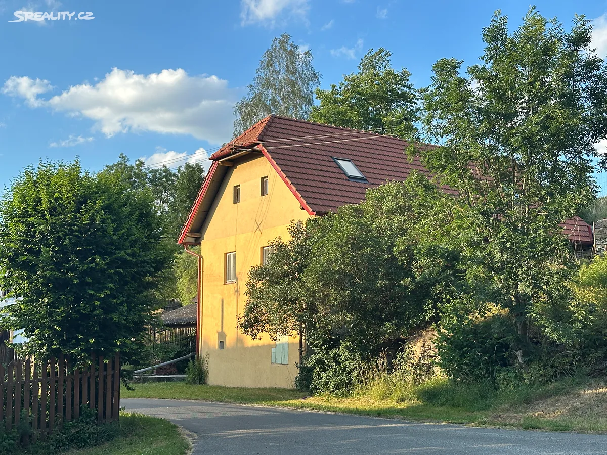 Prodej rodinného domu 130 m², pozemek 702 m², Čmelíny