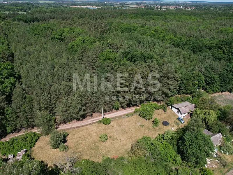 Pronájem zahrady 620 m², Kostelec nad Labem – náhled fotky 3