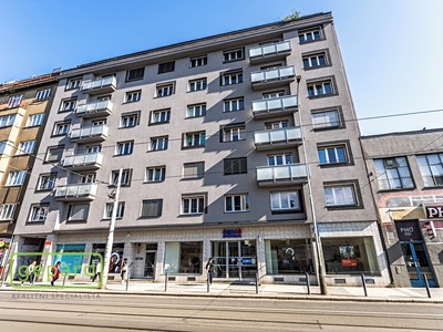 Комерційне приміщення в оренду, 252 м² (2 з 15)