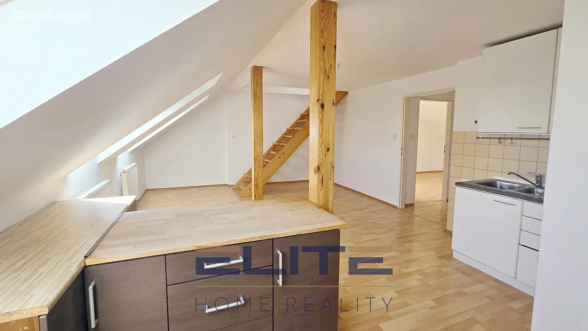 Pronájem bytu 2+kk 59 m² - Widok 6