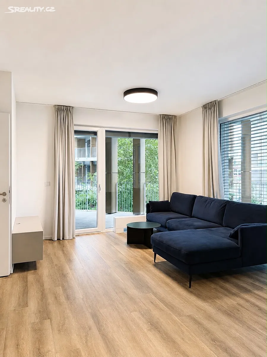 Pronájem bytu 3+kk 107 m², Praha