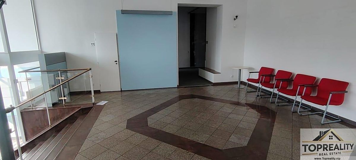 Pronájem obchodního prostoru 177 m² – fotografie 3