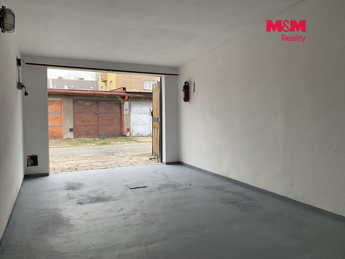 Pronájem garáže 17 m² – fotografie 3
