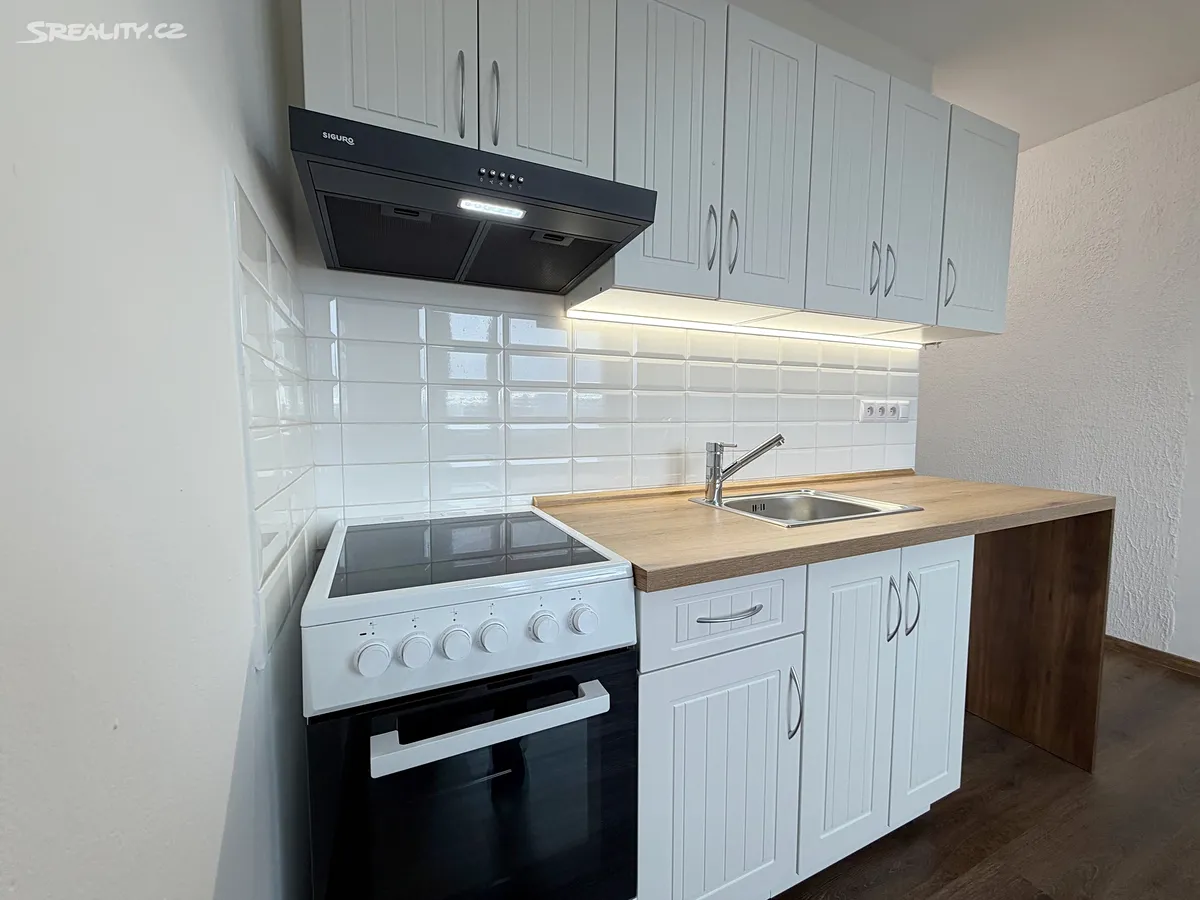 Pronájem bytu 1+1 36 m² – pohled 5