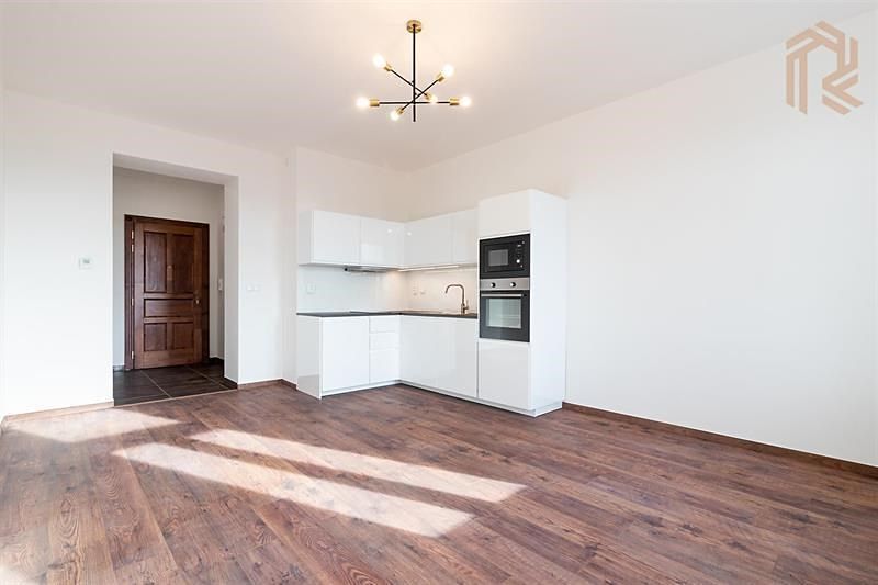 Pronájem bytu 1+kk 31 m²