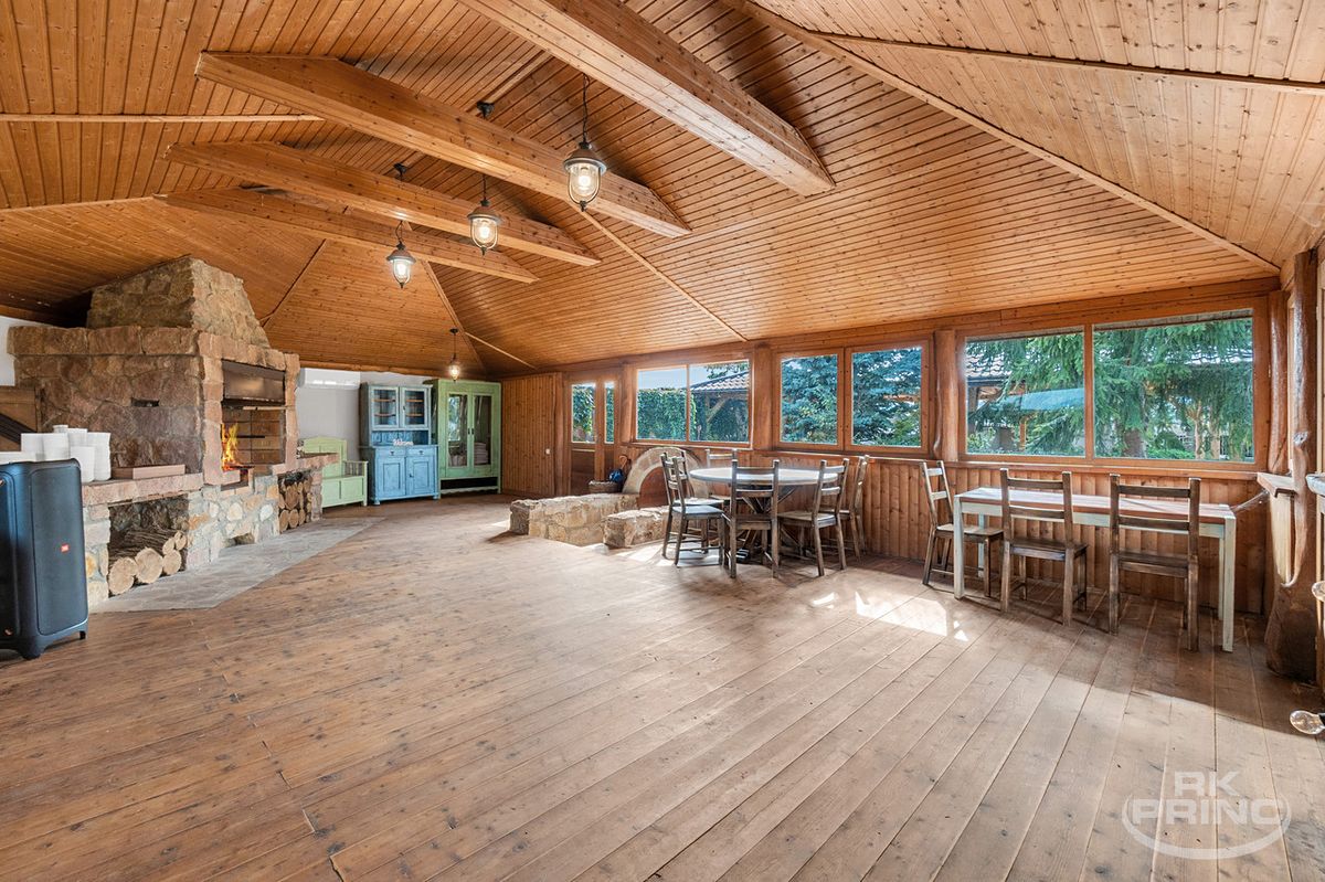 Prodej komerční nemovitosti 4108 m² – fotografie 4