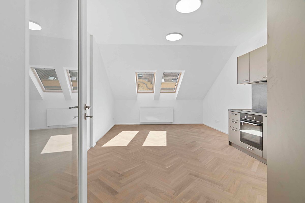 Pronájem bytu 3+kk 91 m²
