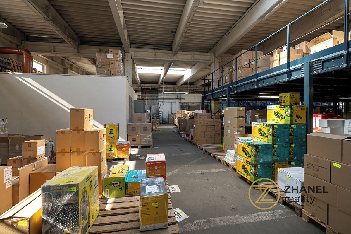 Pronájem skladového prostoru 1622 m² – fotografie 5