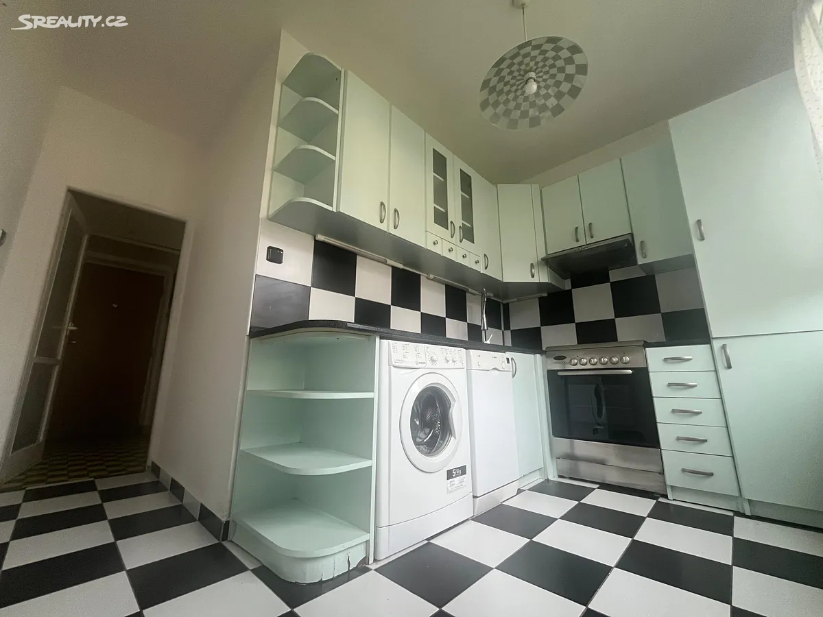 Prodej bytu 2+1 54 m², Praha
