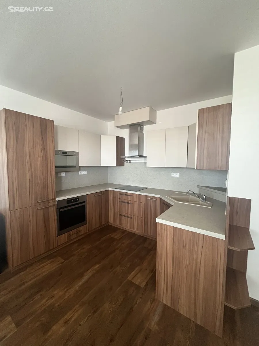 Pronájem bytu 2+kk 60 m²