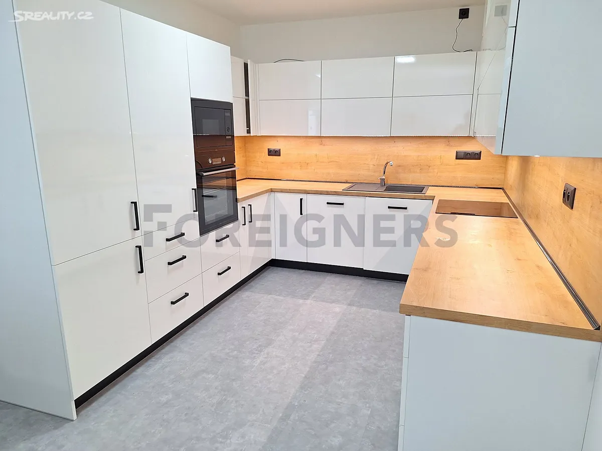 Pronájem bytu 3+kk 88 m², Olomouc