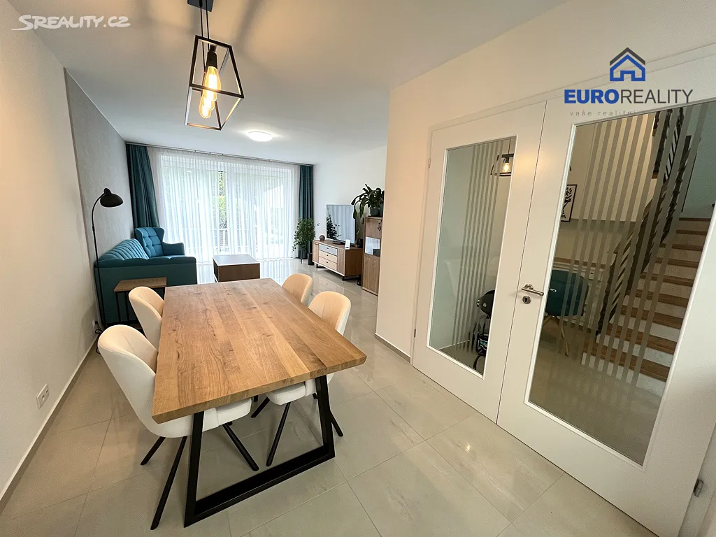 Prodej rodinného domu 194 m², pozemek 149 m², Mariánské Lázně