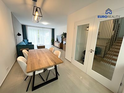 Prodej rodinného domu 194 m², pozemek 149 m²