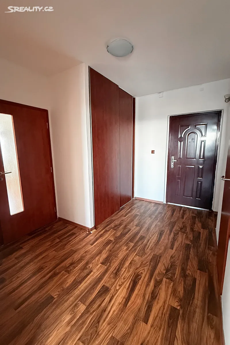 Prodej bytu 3+1 65 m² – pohled 3