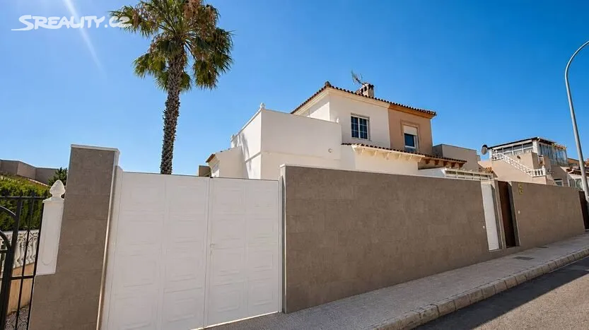 Prodej vily 85 m², pozemek 150 m² - Widok 2