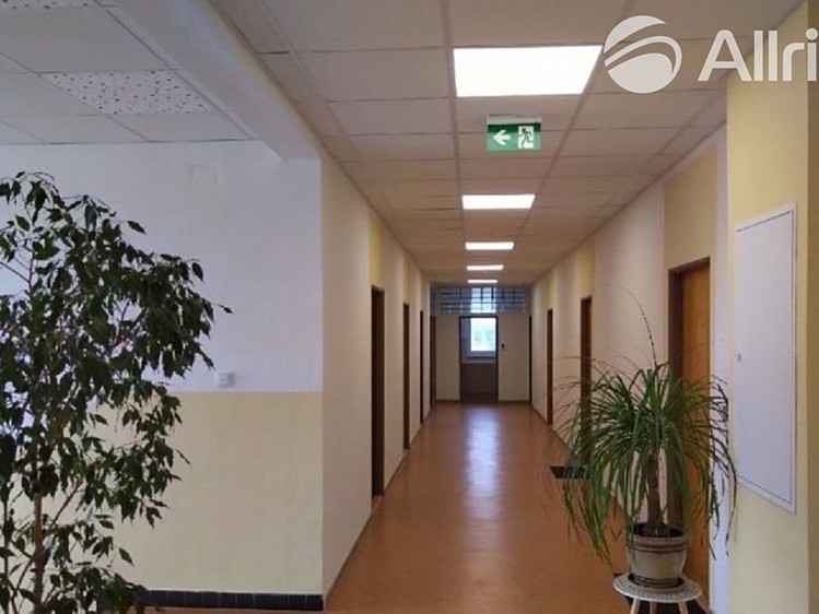 Pronájem komerčního prostoru, 20 m² (5 z 5)