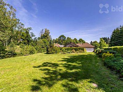 Prodej rodinného domu 326 m², pozemek 3955 m²
