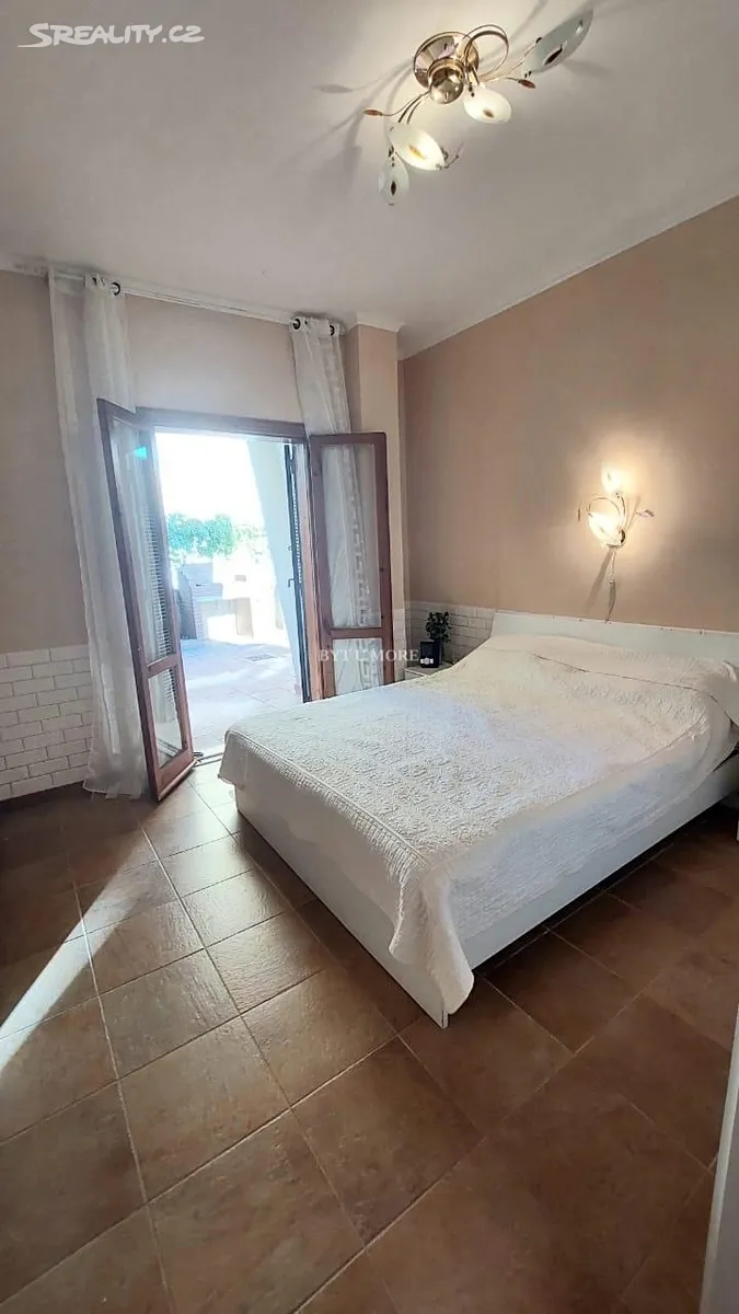 Prodej bytu 2+kk 45 m² - Vista 2