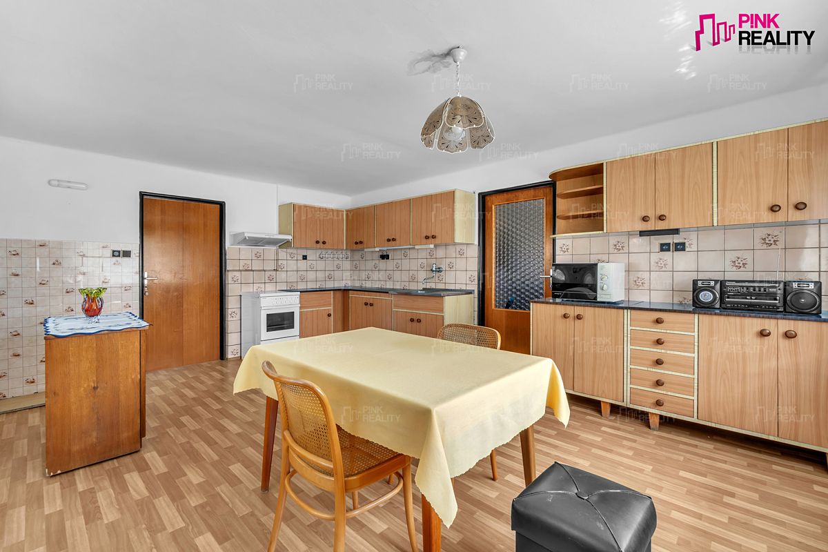 Prodej rodinného domu 105 m², pozemek 1135 m² – fotografie 4