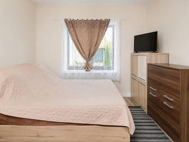 Prodej rodinného domu 120 m², pozemek 120 m² – fotografie 2