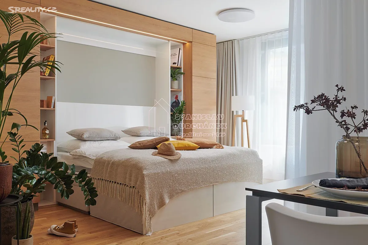Pronájem bytu 1+kk 43 m², Praha