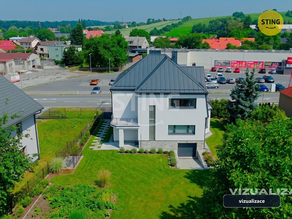 Prodej rodinného domu 220 m², pozemek 845 m² – fotografie 2