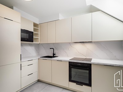 Prodej bytu 3+1, 84 m² (2 z 31)
