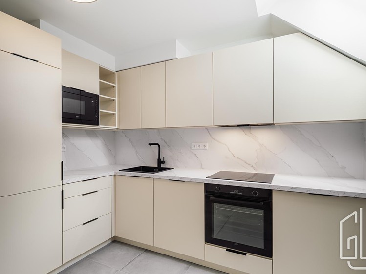 Prodej bytu 3+1, 84 m² (2 z 31)