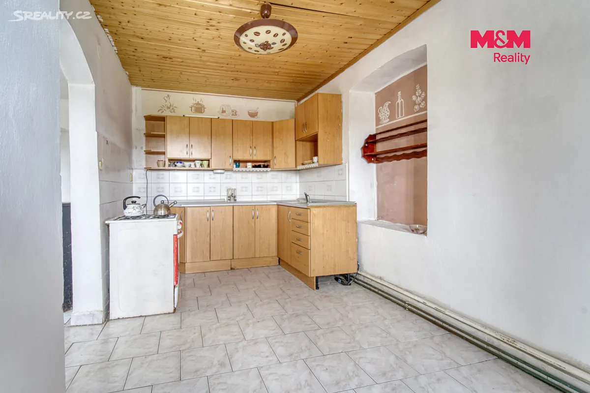 Prodej rodinného domu 72 m², pozemek 1880 m² – pohled 4