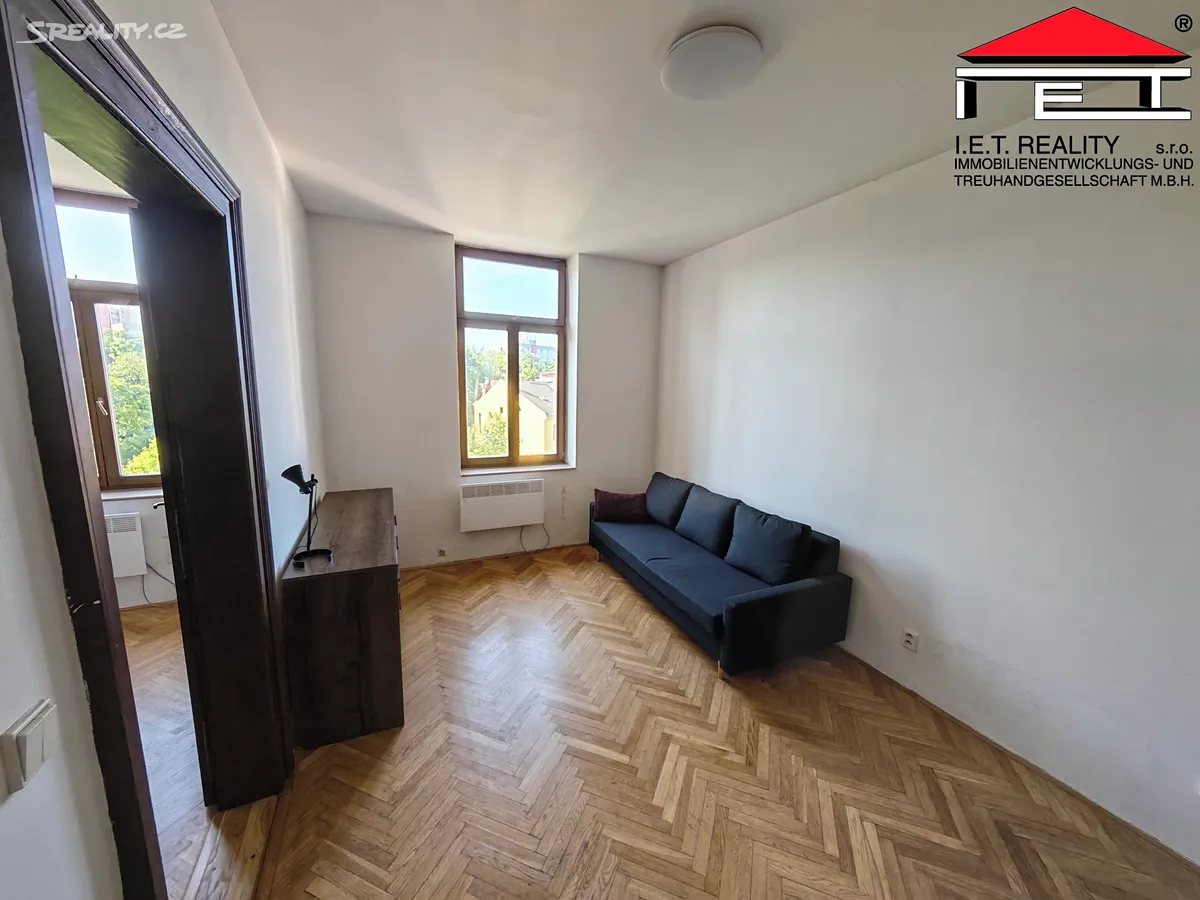 Pronájem bytu 2+kk 40 m² - Widok 3