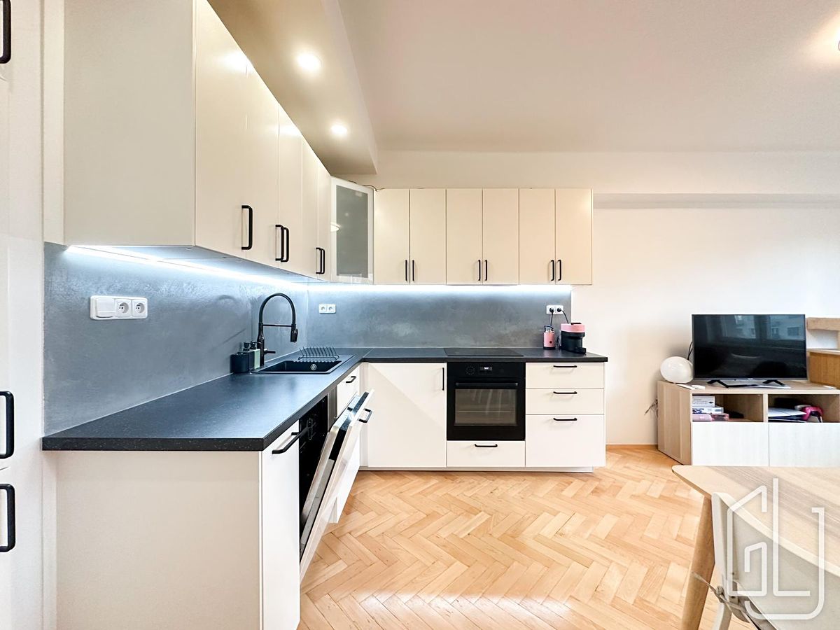 Pronájem bytu 3+kk 60 m²