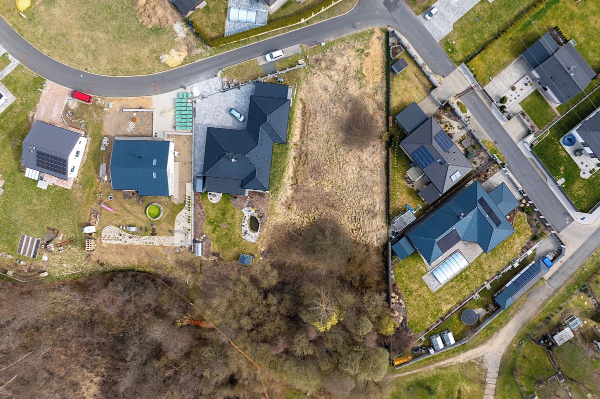 Prodej stavebního pozemku 2163 m²