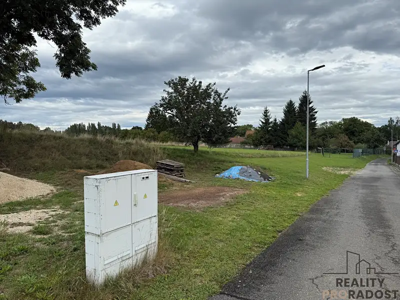Prodej pozemku 219 m², Nestrašovice – náhled fotky 3