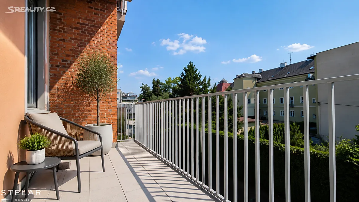 Pronájem bytu 3+kk 80 m² – pohled 5