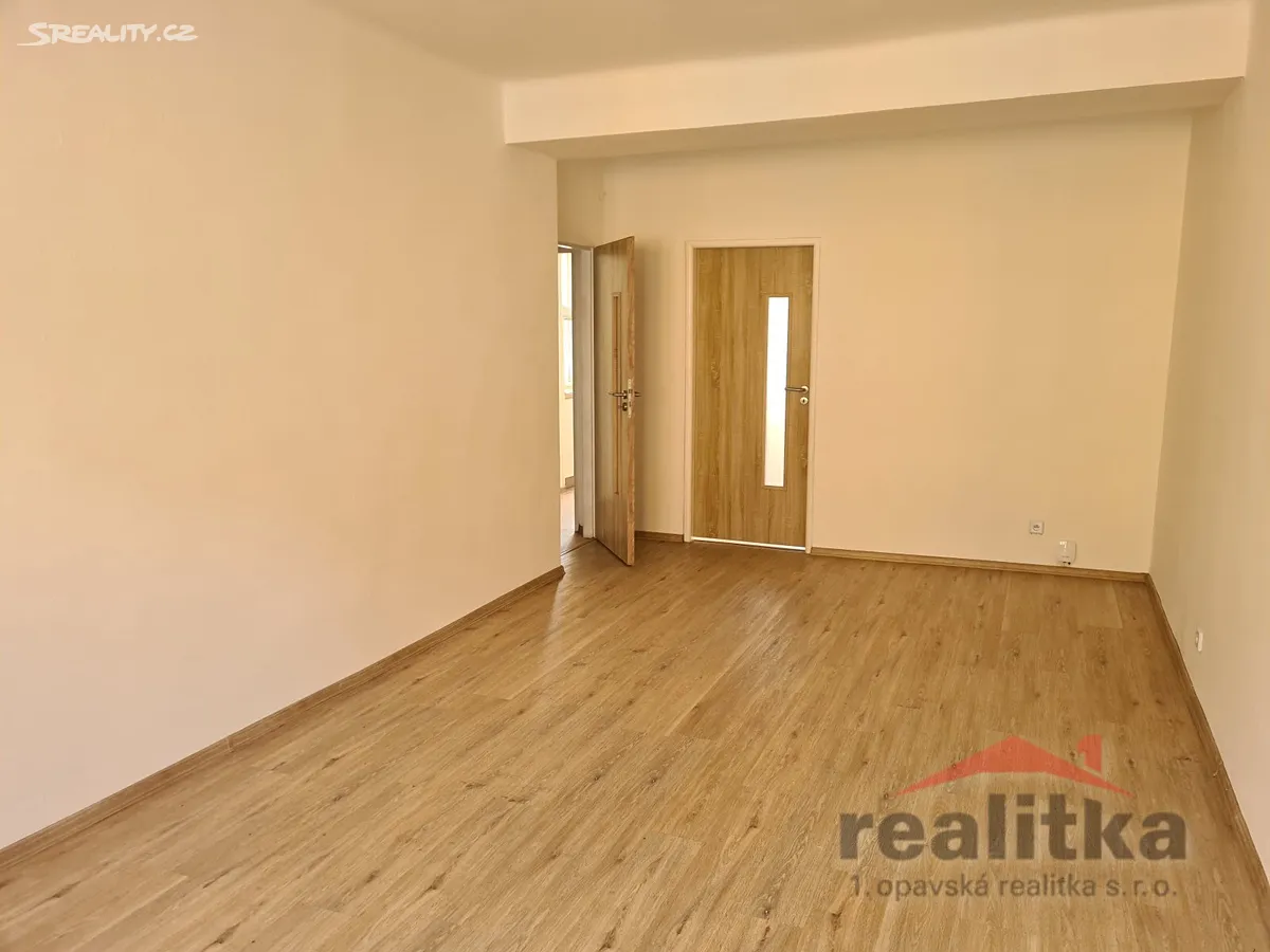 Pronájem bytu 2+1 56 m² – pohled 6