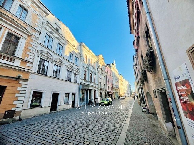 Prodej činžovního domu 450 m²