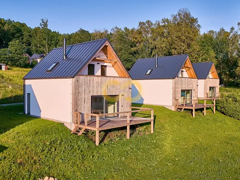 Prodej rodinného domu 104 m², pozemek 537 m², Horní Planá – náhled fotky 2