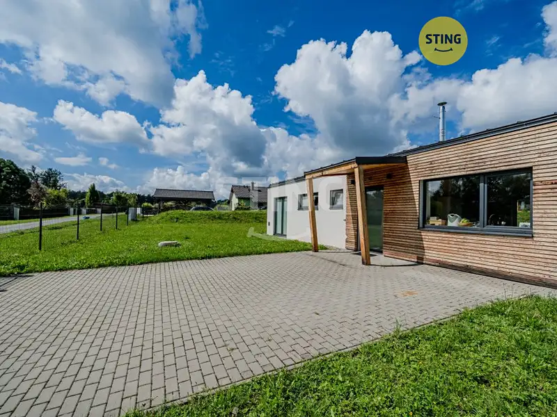 Prodej rodinného domu 130 m², pozemek 1233 m², Dolní Domaslavice – náhled fotky 1