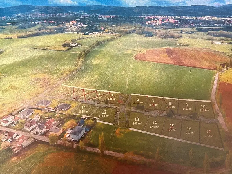 Prodej stavebního pozemku 880 m², Karlovy Vary – náhled fotky 2
