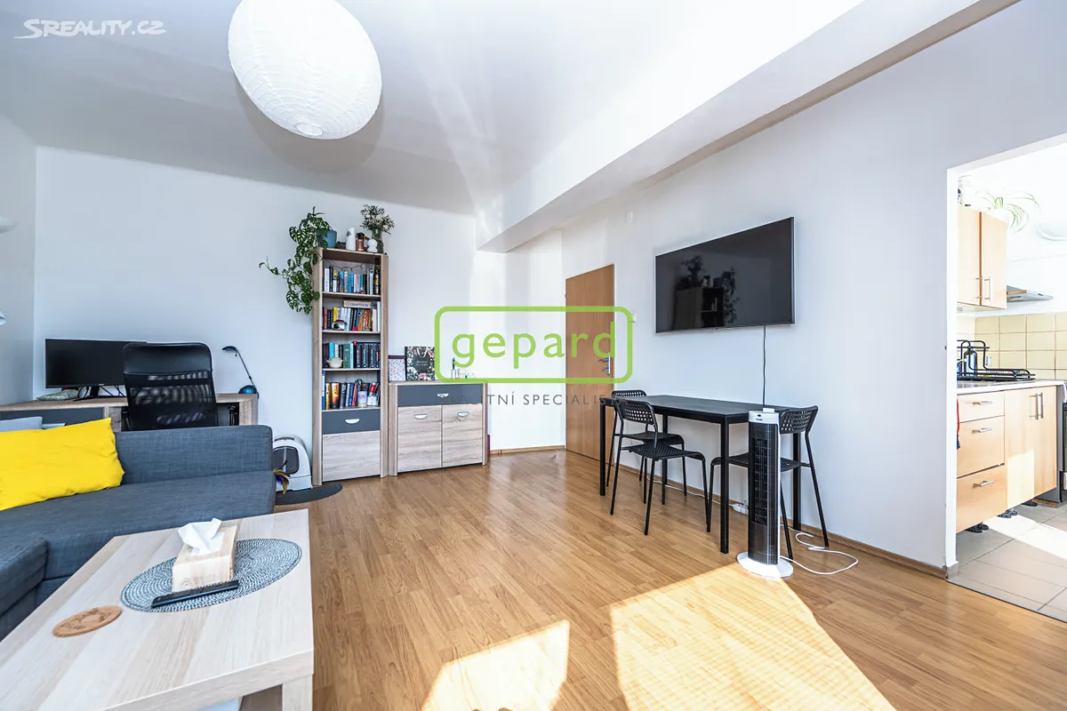 Prodej bytu 2+1 54 m² – pohled 6