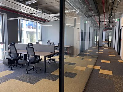 Pronájem kanceláře 855 m²