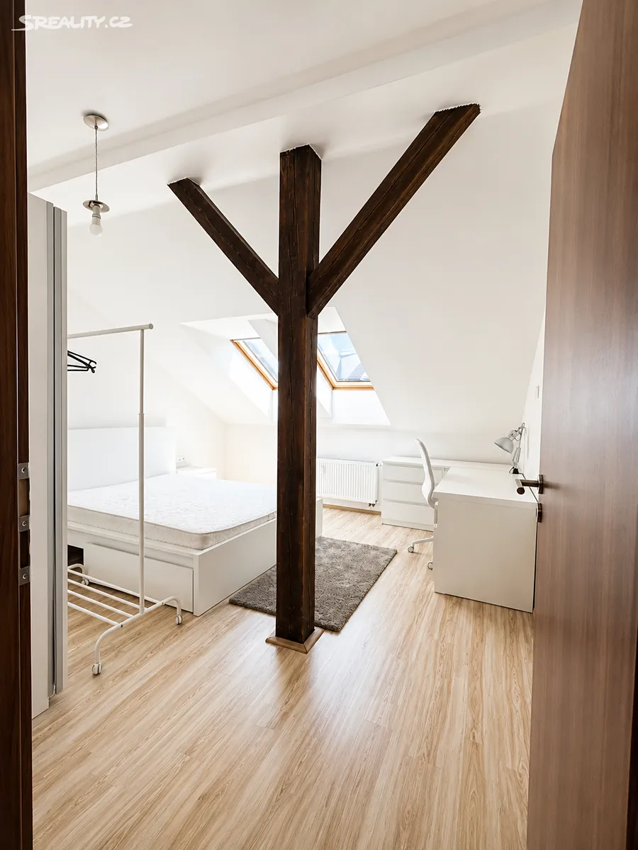 Pronájem bytu 2+kk 64 m², Brno