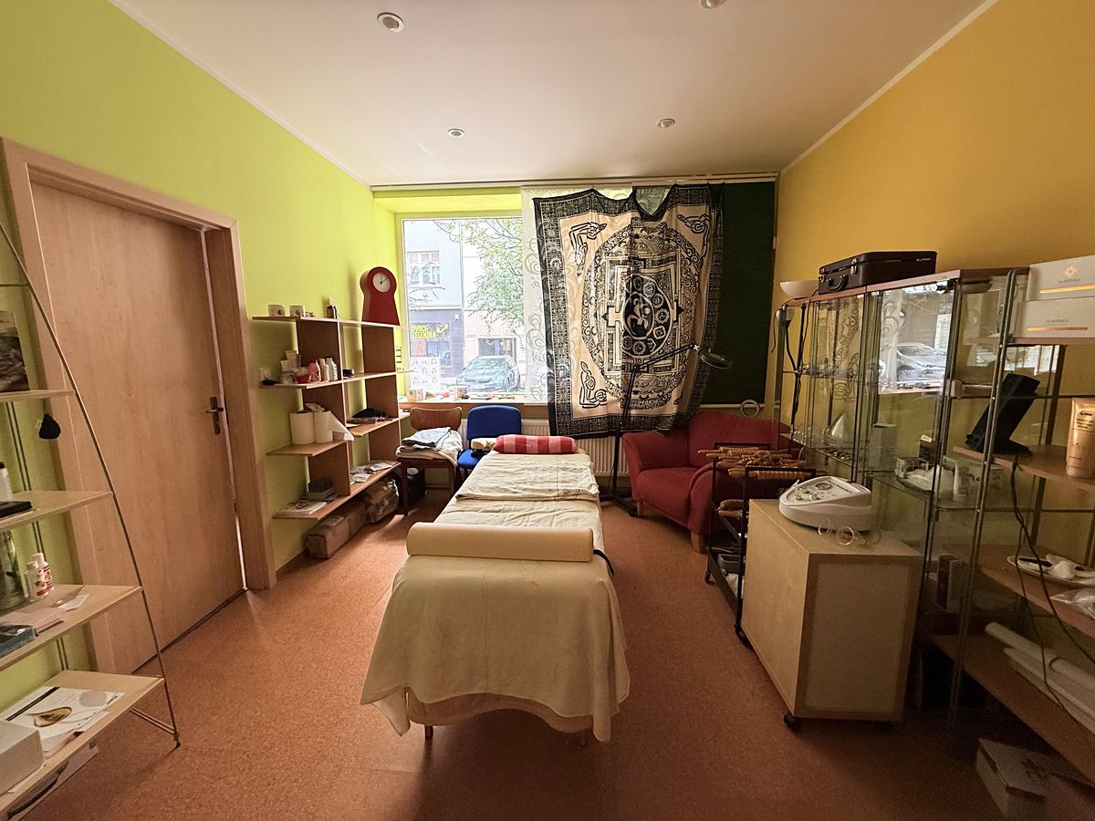 Pronájem obchodního prostoru 30 m²
