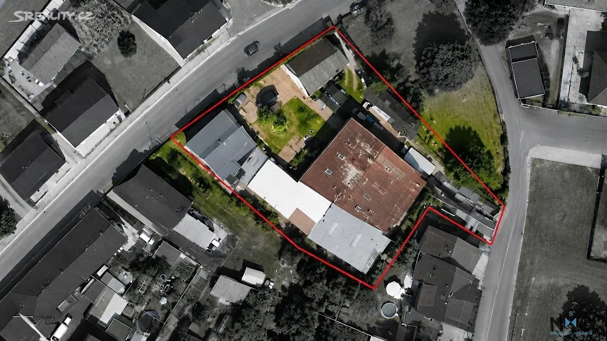Prodej výrobní haly, prostoru 2161 m², Nýrsko