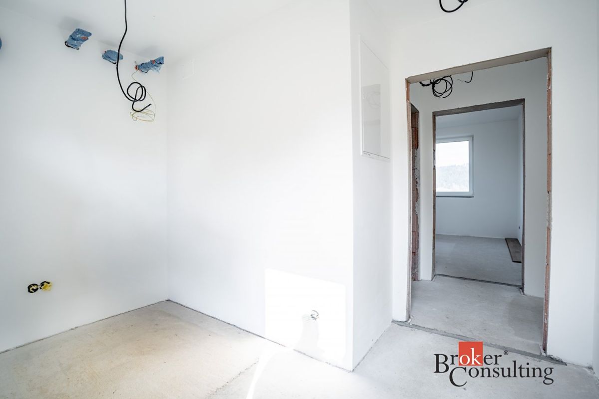 Prodej rodinného domu 121 m², pozemek 950 m² – fotografie 3