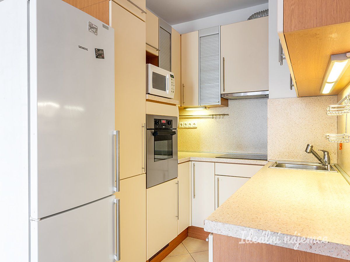 Pronájem bytu 2+kk 52 m² – fotografie 3