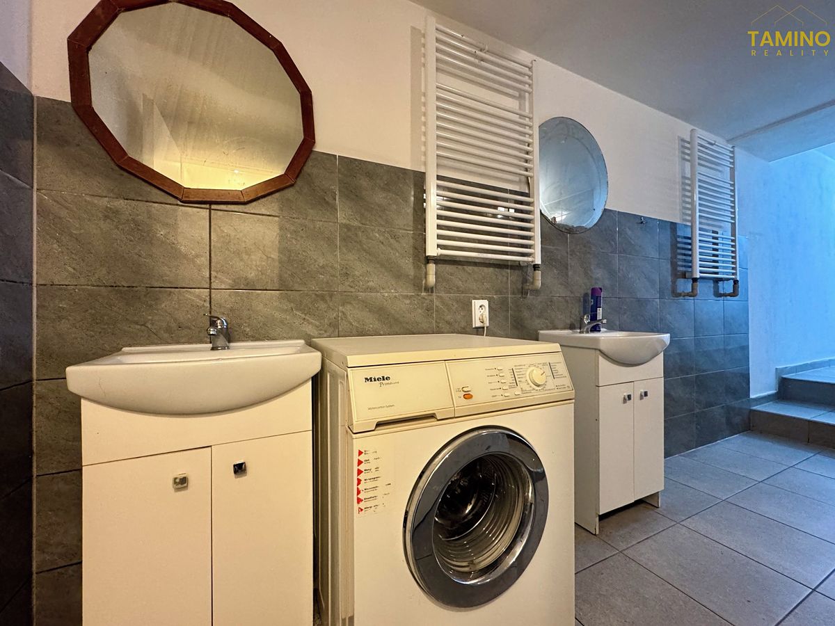 Prodej rodinného domu 175 m², pozemek 429 m² – fotografie 3