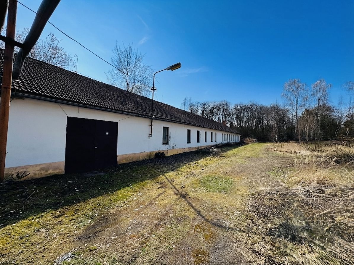 Pronájem skladového prostoru 511 m²