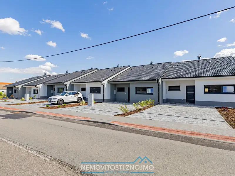 Prodej rodinného domu 82 m², pozemek 385 m², Znojmo – náhled fotky 2