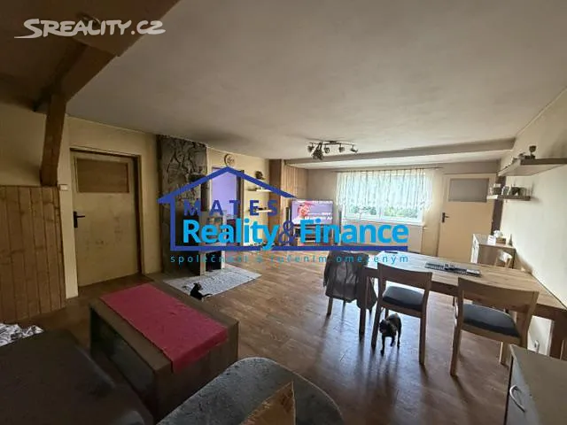 Prodej rodinného domu 318 m², pozemek 2885 m² – pohled 3